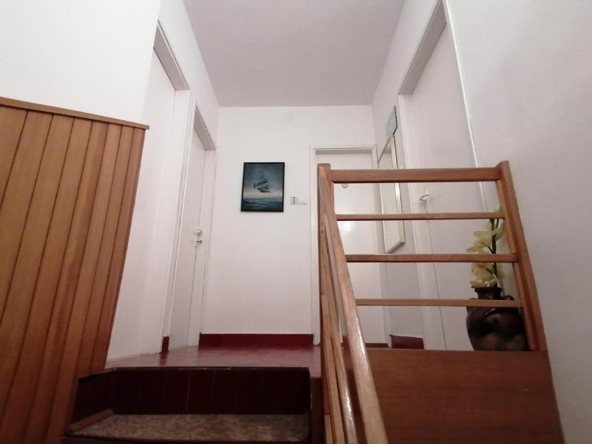 Apartman-Maja-Krk Krk Town Exterior photo